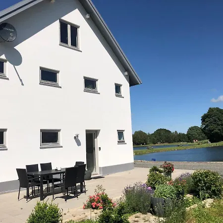 Truust Mill Fishing Park Holiday home Farvang